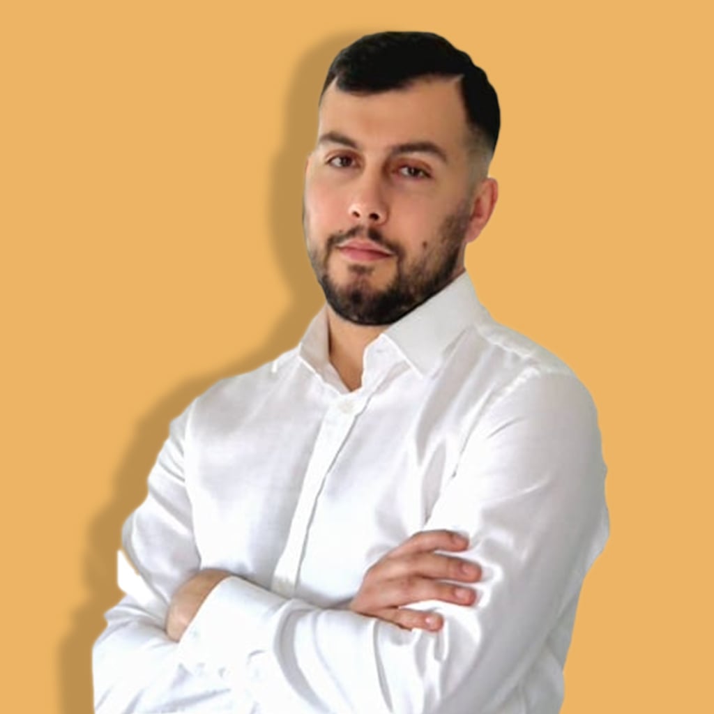 Zdjęcie portretowe: Piotr Guzowski